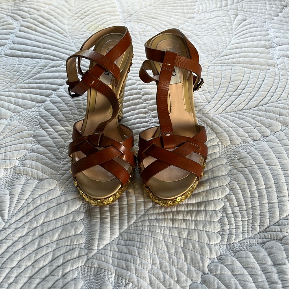 Moschino leather wedges
